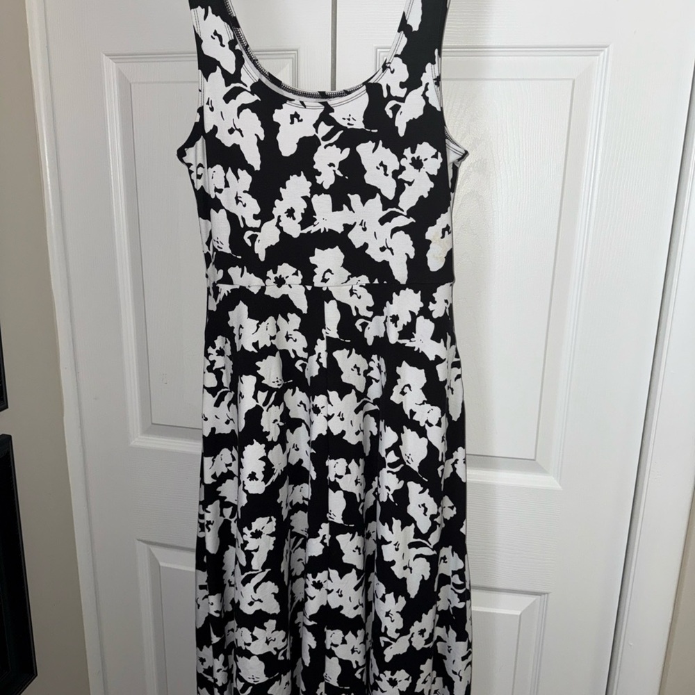 Alfani Monochrome Abstract Print Top